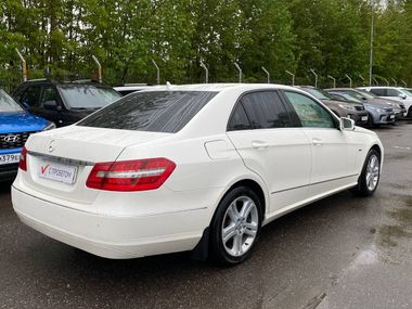 Mercedes-Benz E-класс 2011 года, 279 258 км - вид 4