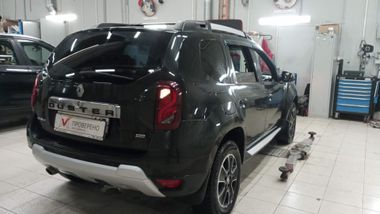 Renault Duster 2017 года, 152 387 км - вид 3