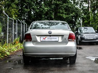 Volkswagen Polo 2011 года, 250 000 км - вид 4