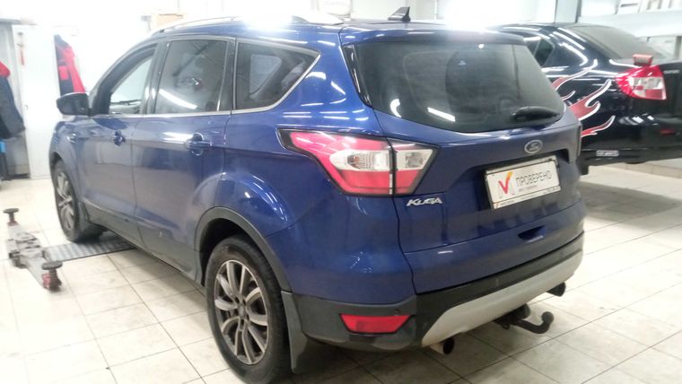 Ford Kuga 2017 года, 187 000 км - вид 4 Ford Kuga 2017 года, 187 000 км - вид 4