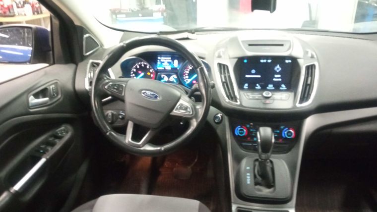 Ford Kuga 2017 года, 187 000 км - вид 5 Ford Kuga 2017 года, 187 000 км - вид 5