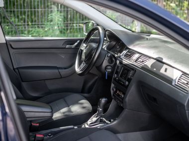 Skoda Rapid 2015 года, 131 418 км - вид 14