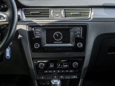 Skoda Rapid 2015 года, 131 418 км - вид 8