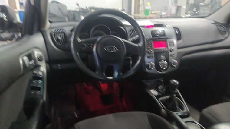 Kia Cerato 2011 года, 222 981 км - вид 5
