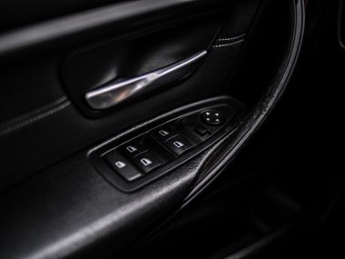 BMW 3 серия 2013 года, 191 008 км - вид 10