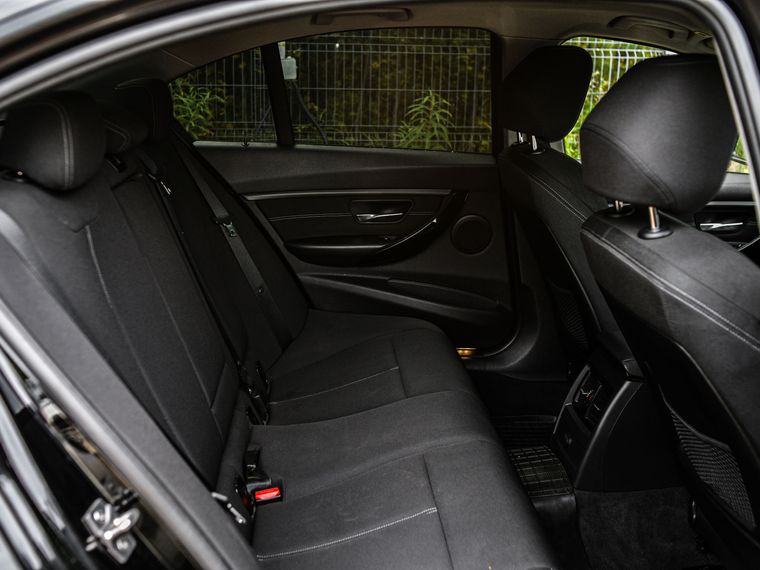 BMW 3 серия 2013 года, 191 008 км - вид 12