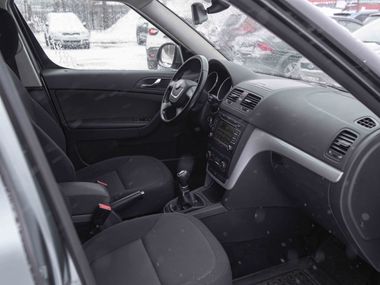 Skoda Yeti 2012 года, 146 819 км - вид 11