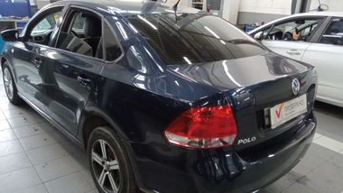 Volkswagen Polo 2011 года, 190 340 км - вид 4