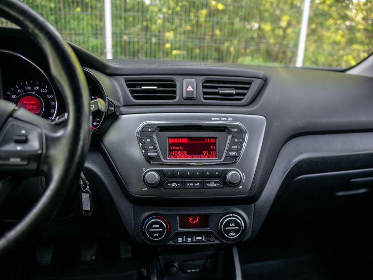 Kia Rio 2013 года, 163 269 км - вид 7