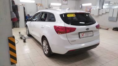Kia Ceed 2018 года, 145 052 км - вид 4