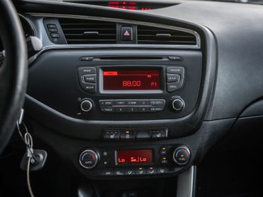 Kia Ceed 2018 года, 145 052 км - вид 7