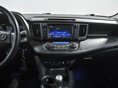 Toyota RAV4 2017 года, 158 759 км - вид 12