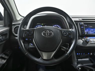 Toyota RAV4 2017 года, 158 759 км - вид 8