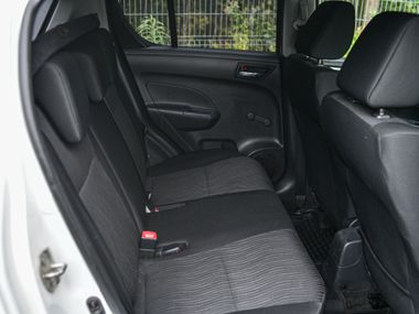 Suzuki Swift 2011 года, 183 000 км - вид 10