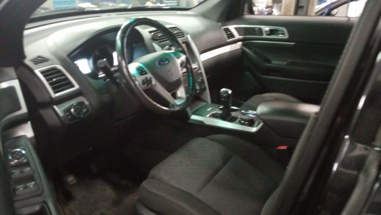 Ford Explorer 2013 года, 170 800 км - вид 5