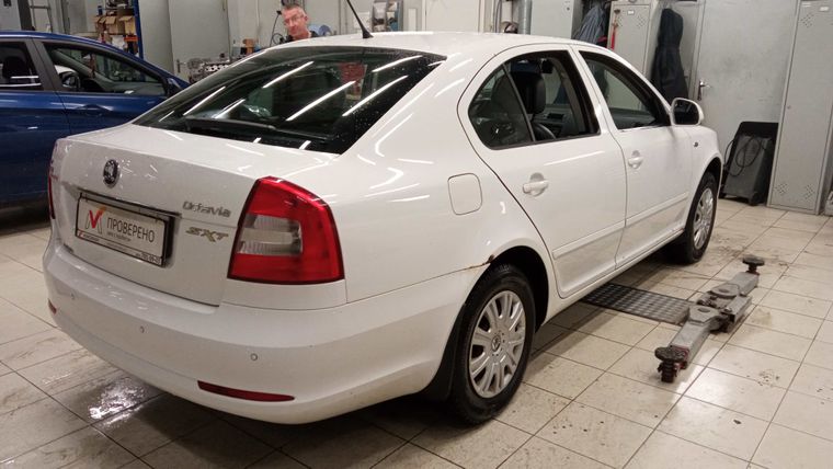 Skoda Octavia 2012 года, 162 266 км - вид 3
