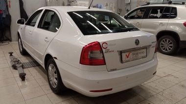 Skoda Octavia 2012 года, 162 266 км - вид 4
