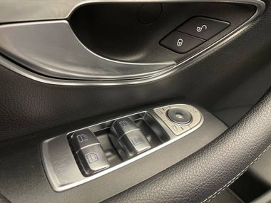 Mercedes-Benz E-класс 2018 года, 57 546 км - вид 17