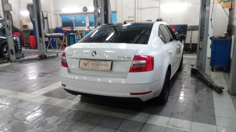 Skoda Octavia 2018 года, 94 000 км - вид 3