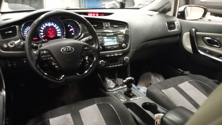 KIA Ceed 2013 года, 157 983 км - вид 5