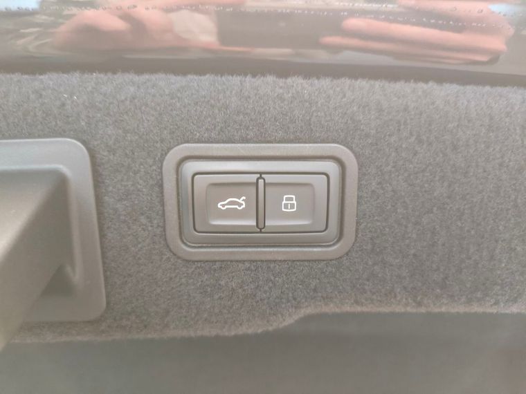 Audi A8 2019 года, 129 865 км - вид 30