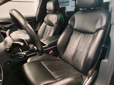 Audi A8 2019 года, 129 865 км - вид 14