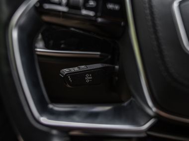 Audi A8 2019 года, 129 865 км - вид 6