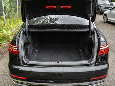 Audi A8 2019 года, 129 865 км - вид 24