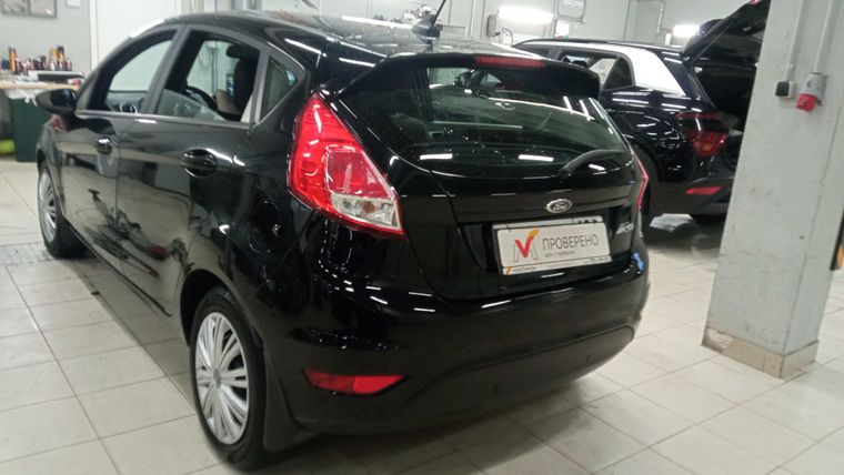 Ford Fiesta 2017 года, 54 545 км - вид 4