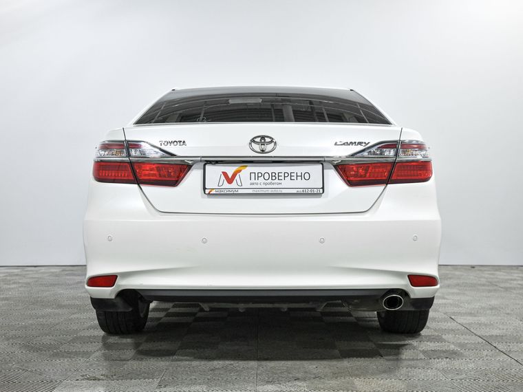 Toyota Camry 2015 года, 139 521 км - вид 5