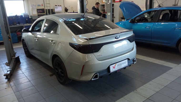 Kia Rio 2020 года, 170 000 км - вид 4