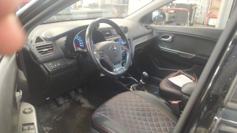 KIA Rio 2017 года, 91 000 км - вид 5