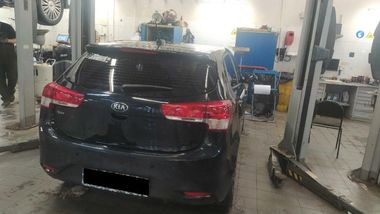KIA Rio 2017 года, 91 000 км - вид 3