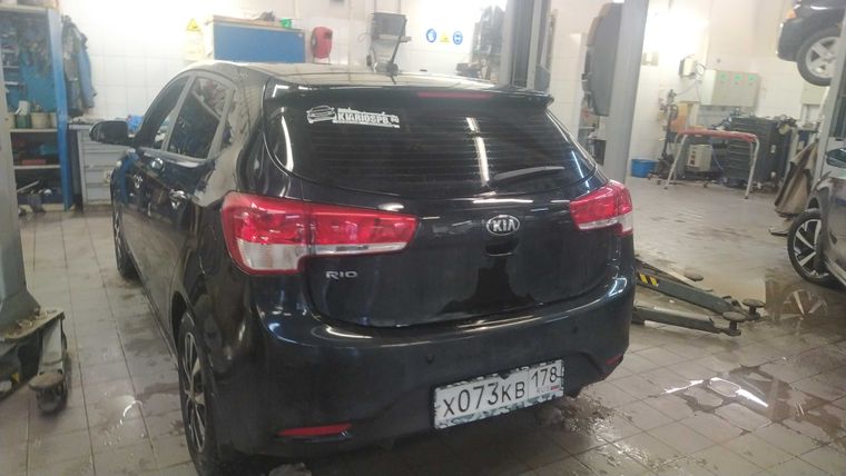 KIA Rio 2017 года, 91 000 км - вид 4