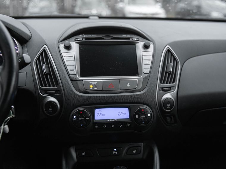 Hyundai ix35 2015 года, 147 000 км - вид 9