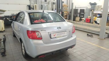 Kia Rio 2011 года, 229 519 км - вид 4