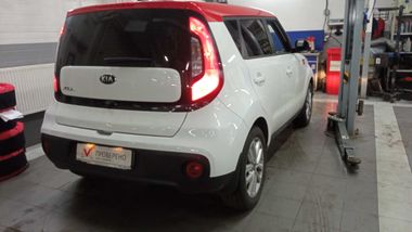 Kia Soul 2017 года, 93 798 км - вид 3