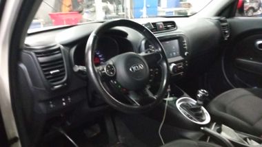 Kia Soul 2017 года, 93 798 км - вид 5