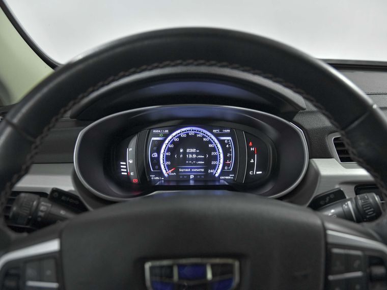 Geely Atlas 2020 года