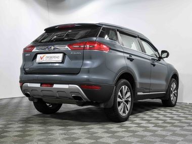 Geely Atlas 2020 года