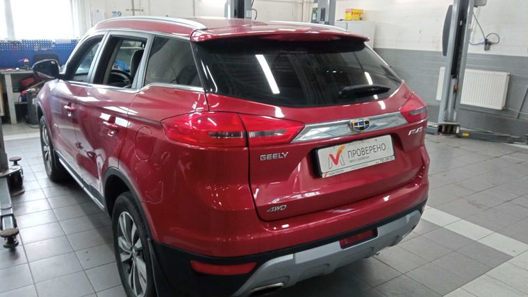 Geely Atlas 2020 года, 121 414 км - вид 4
