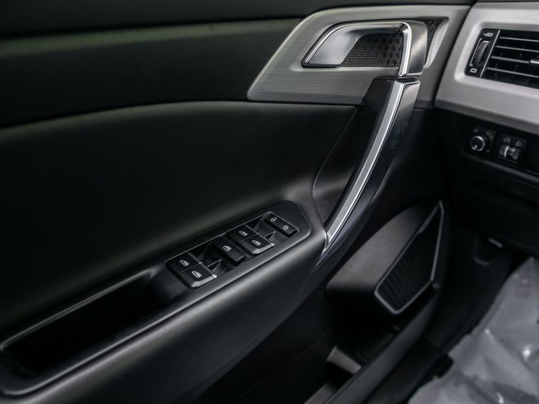 Красный Geely Atlas 2020 года | VIN 329655