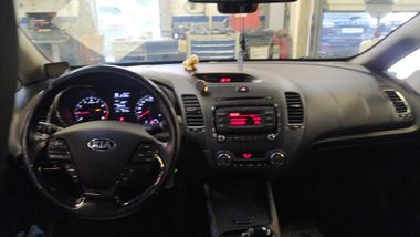 Kia Cerato 2019 года, 95 756 км - вид 5
