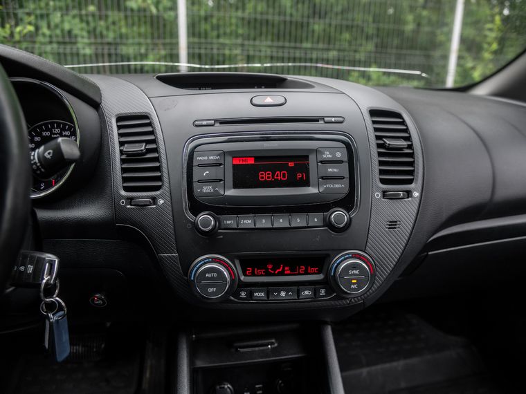 Kia Cerato 2019 года, 95 756 км - вид 8