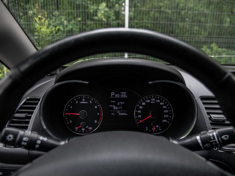 Kia Cerato 2019 года, 95 756 км - вид 5