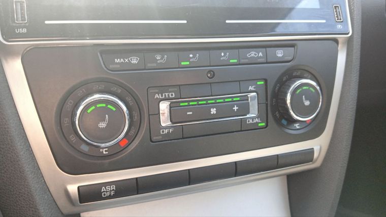Skoda Octavia 2011 года, 131 702 км - вид 11