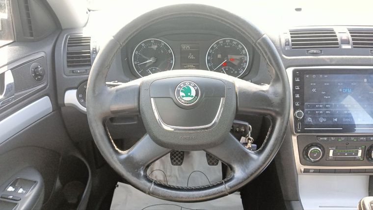 Skoda Octavia 2011 года, 131 702 км - вид 9
