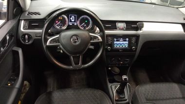 Skoda Rapid 2016 года, 148 550 км - вид 5