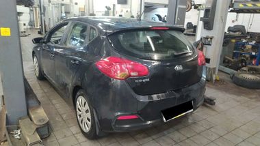 KIA Ceed 2014 года, 244 000 км - вид 4