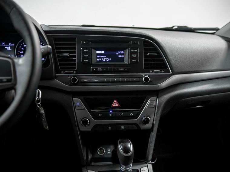 Hyundai Elantra 2015 года, 159 984 км - вид 10